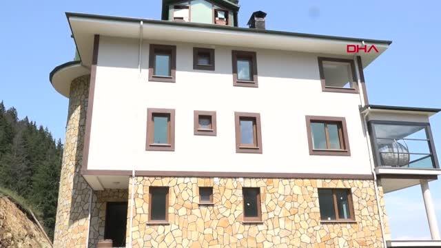 PROFESÖRÜN, EVİNE DADANAN BOZAYI İLE BAŞI DERTTE