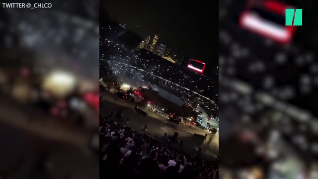 Kanye West et Kim Kardashian recréent leur mariage à la présentation de Donda