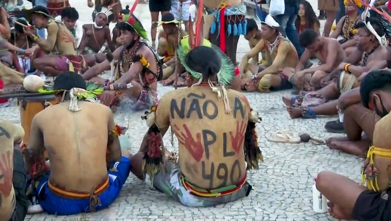 Mais uma vez adiada