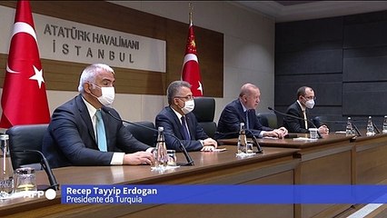 Turquia começa a dialogar com talibãs em Cabul
