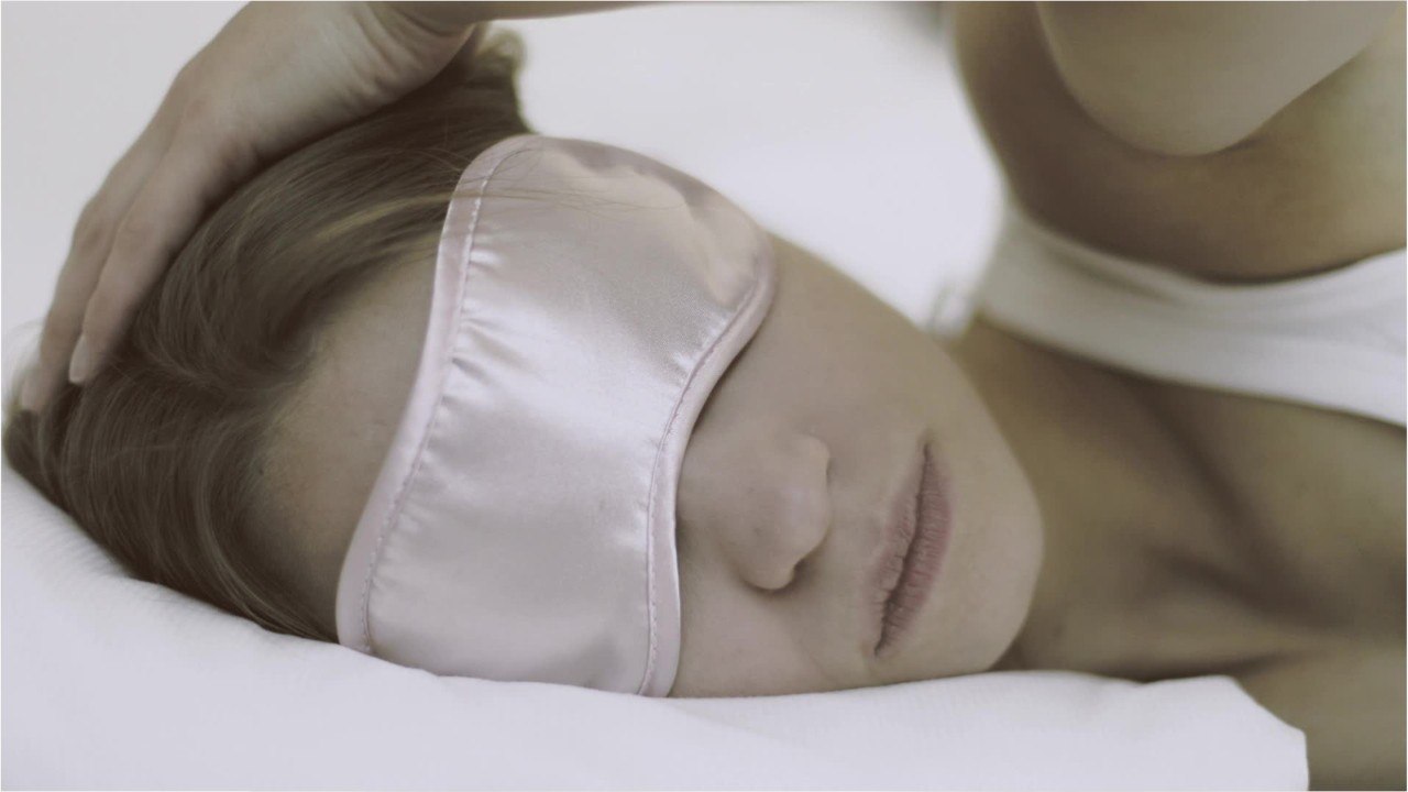 This is how often you should change your pillowcases