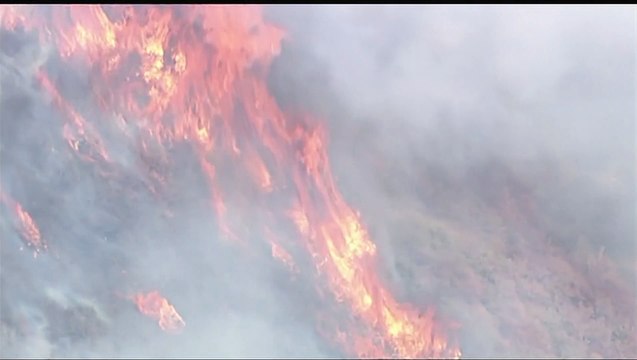 Калифорния: борьба с пожарами продолжается