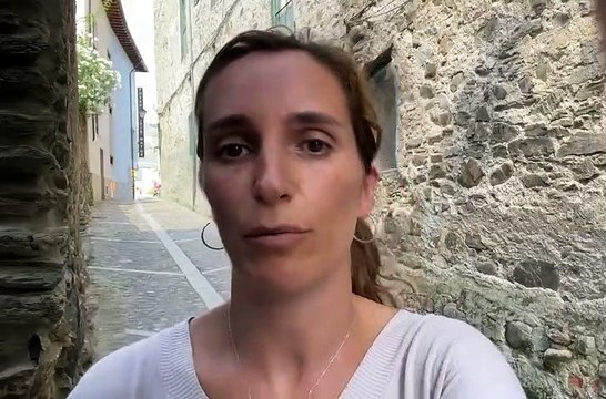 Mónica García denuncia la concesión de suelo público de Almeida a un íntimo amigo de Ayuso