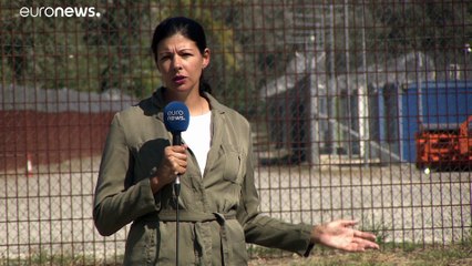 Governo húngaro aloja afegãos em contentores