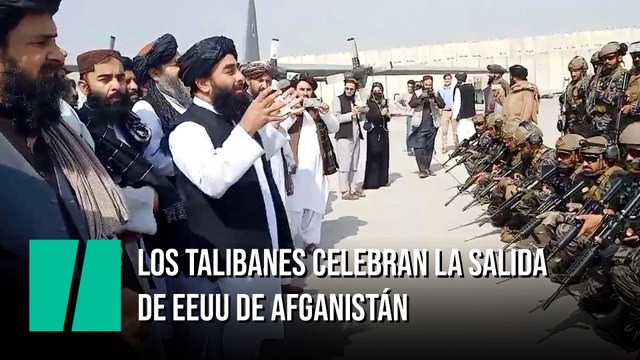 Los talibanes celebran la salida de EEUU de Afganistán