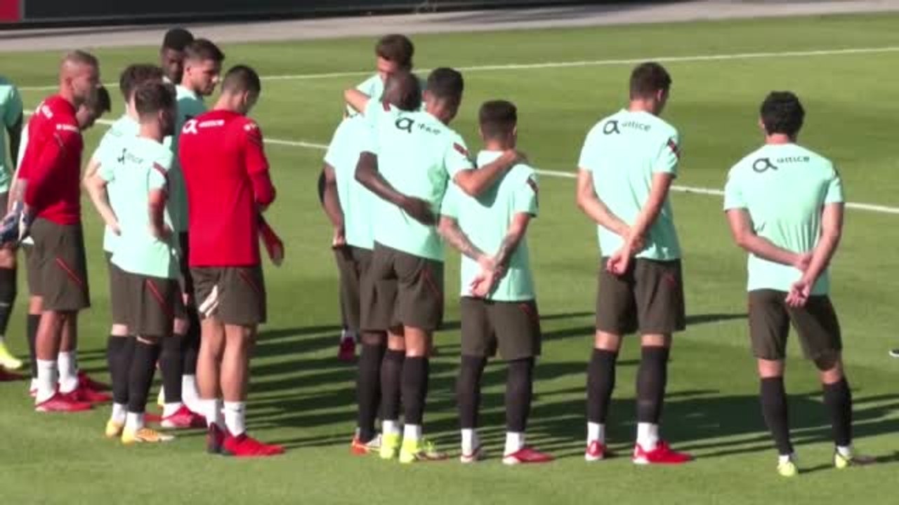 Portugal - Cristiano Ronaldo détendu à l'entraînement
