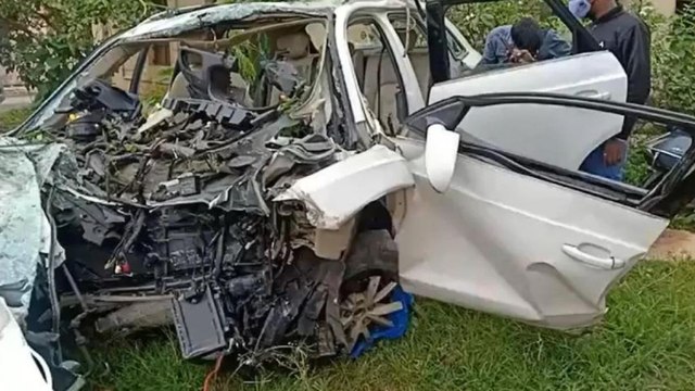 Speeding Audi car hits pole, watch CCTV footage of accident