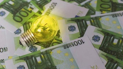 El precio de la luz despide agosto en máximos tras batir 8 récords en el mes