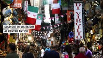 Notte bianca a San Gregorio Armeno: turisti, cornetti rossi e musica contro la crisi