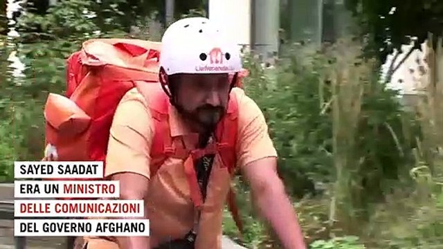 Da ministro in Afghanistan a rider in Germania: Sono orgoglioso del mio lavoro