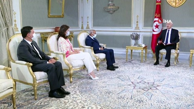 - Tunus Cumhurbaşkanı Said: 'Bazı yetkililer Tunus'a gelen dış yardımları yurtdışındaki varlıklarına aktardı'