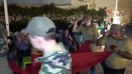 Bursa’da engelli gençler için unutulmayacak ’asker’ eğlencesi...