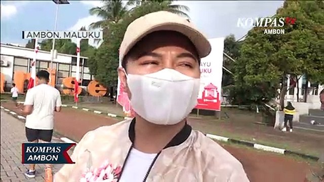 Warga Abaikan Prokes Saat Olah Raga di Lapangan Merdeka