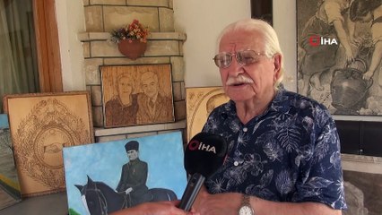 İnönü'nden esinlendi, evini Atatürk portreleri sergisine çevirdi