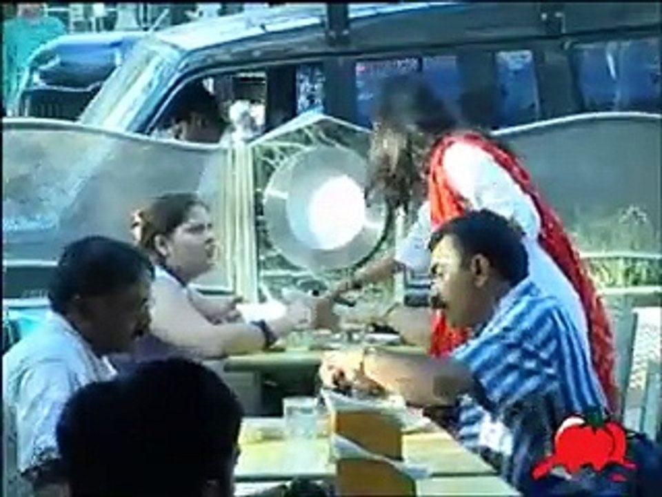 Funny Video - The Hungry Girl... Funny! — Dailymotion