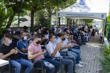 Şehit er Tunahan Doktur, mezarı başında anıldı