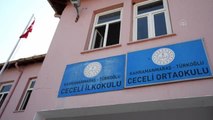 KAHRAMANMARAŞ - Türkoğlu Belediyesi Ceceli Okulunda bakım ve onarım gerçekleştirdi