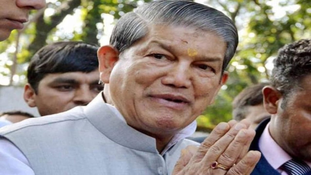 Harish Rawat meets Rahul Gandhi over Punjab Congress tussle
