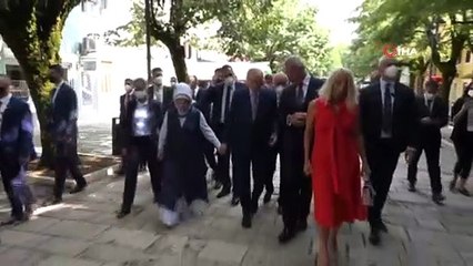 - Cumhurbaşkanı Erdoğan, Karadağlı mevkidaşı Djukanovic ile halkı selamladı