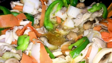 MÌ XÀO THẬP CẨM CHAY SIÊU NGON