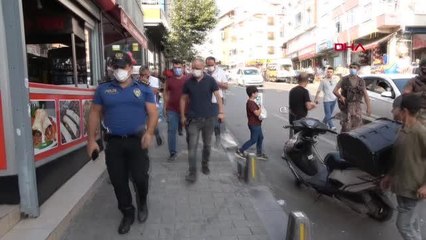 İSTANBUL-SULTANGAZİ'DE POLİSTEN SIKI DENETİM