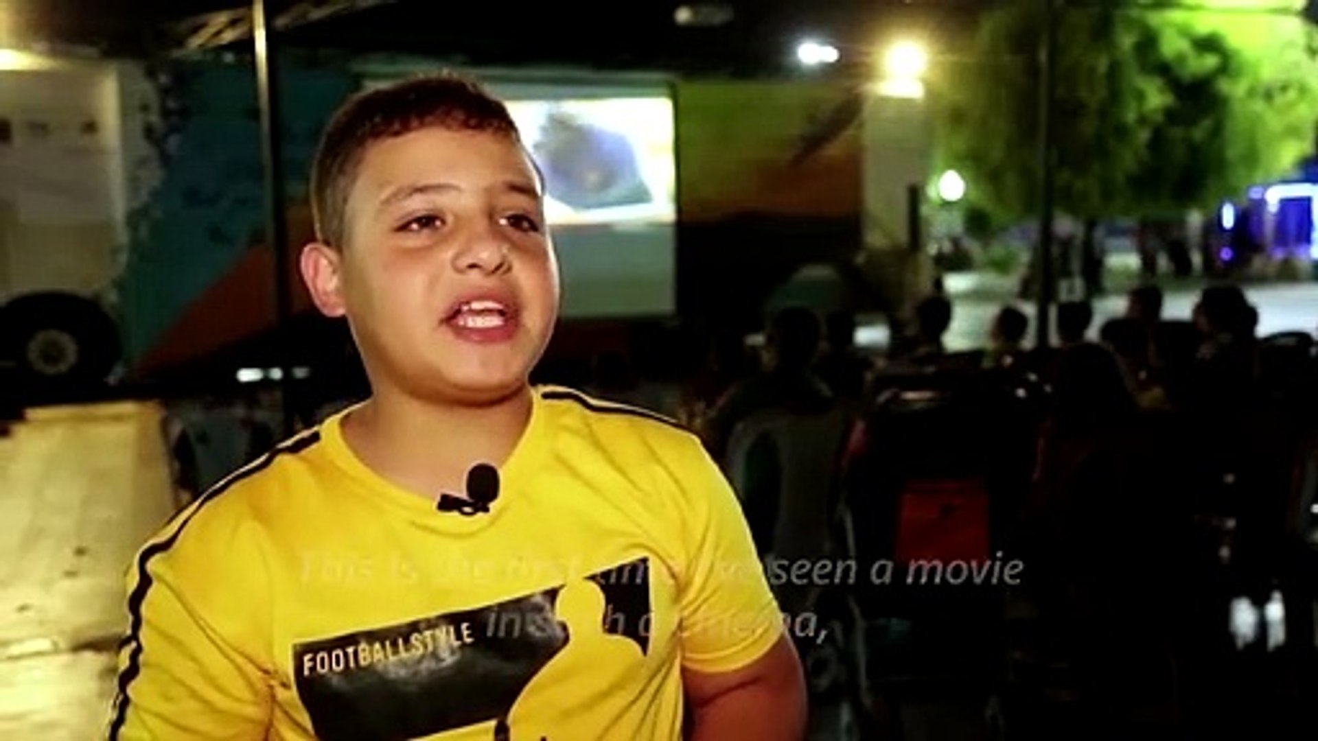 Gaza's 'Cinema Bus' steers movies to kids