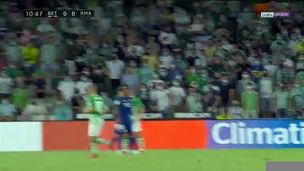 La Liga - Benzema et Carvajal délivrent le Real Madrid !