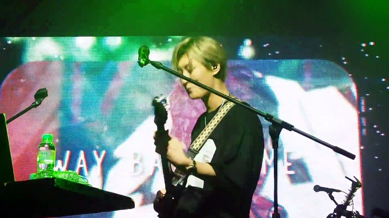 숀,SHAUN- Way Back Home (live)(fan cam)