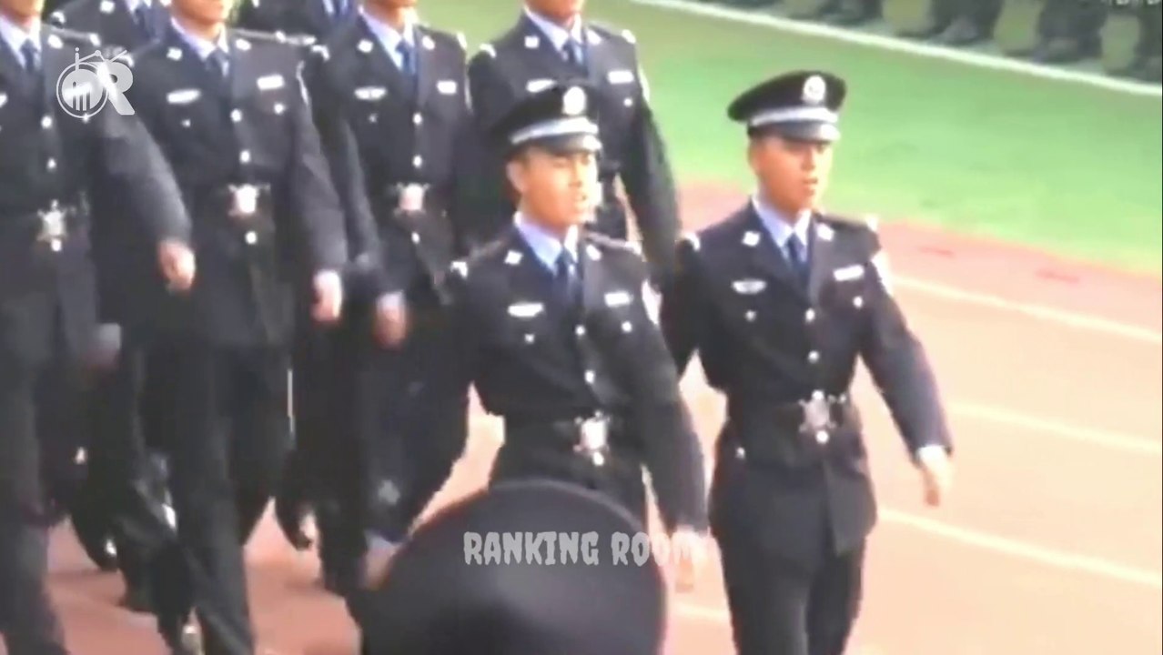 Top 10 Funny Military Moments 2021