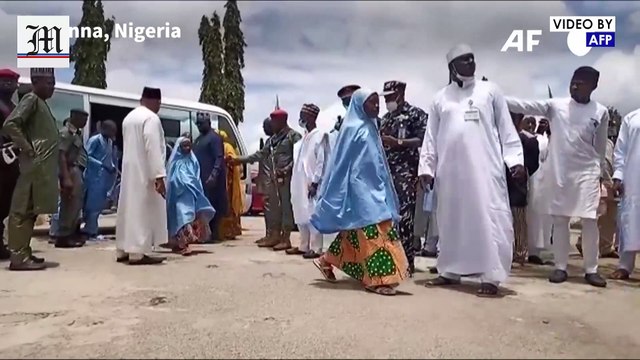 Abducted Nigeria pupils reunited with parents after three months