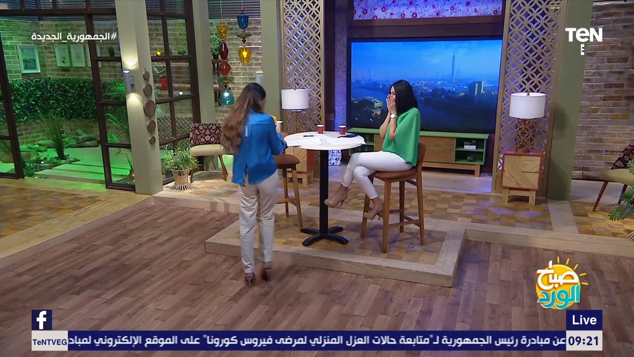 ياسمين سيف تفاجىء مها بهنسي بتورتة عيد ميلادها على الهواء وشاهد رد فعلها
