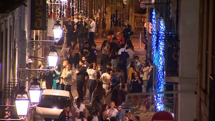 Πορτογαλία: «Πονοκέφαλος» τα πάρτι στους δρόμους