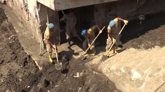 Son dakika haber... Bakan Soylu, selden etkilenen Bozkurt'ta incelemelerine devam etti