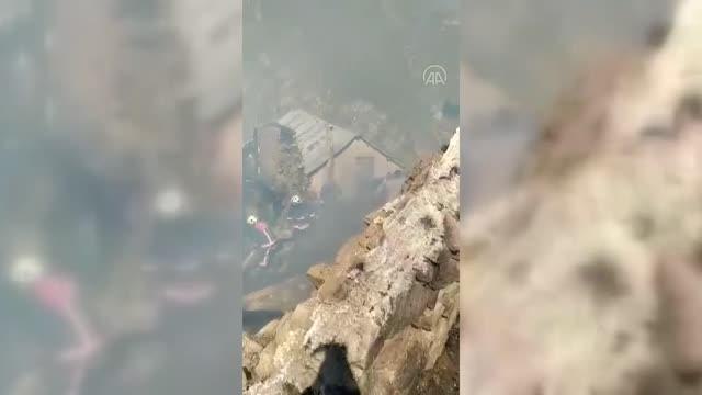 GÜMÜŞHANE - Köyde çıkan yangında 2 ev ve ahır kullanılamaz hale geldi