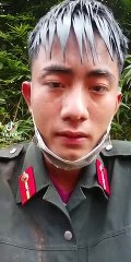 CSCĐ nghỉ ngơi khi chuẩn bị vận chuyển lương thực cho TP.HCM