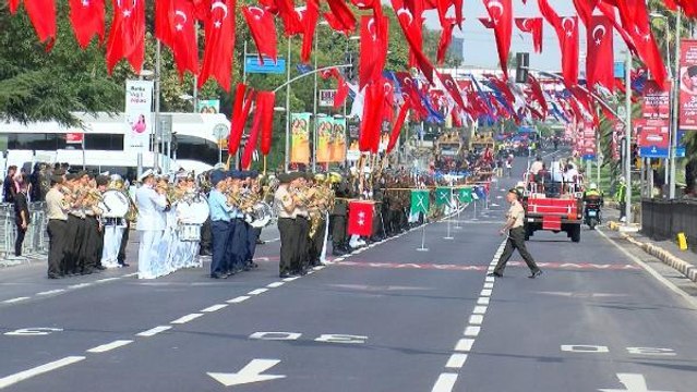 VATAN CADDESİ'NDE 30 AĞUSTOS ZAFER BAYRAMI PROVASI
