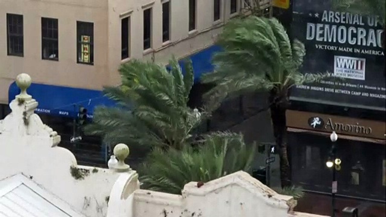 Hurrikan 'Ida' erreicht US-Golfküste - 'katastrophale Zerstörung' befürchtet