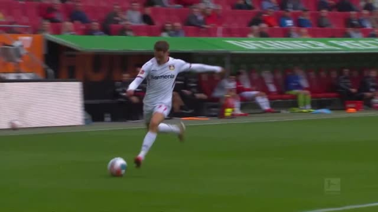 Leverkusen hit four for second weekend in a row
