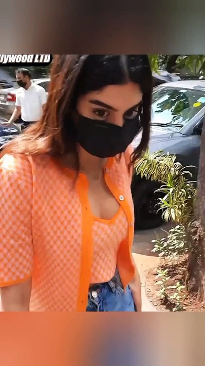 Jhanvi Kapoor and Khushi Kapoor beautiful look was spotted