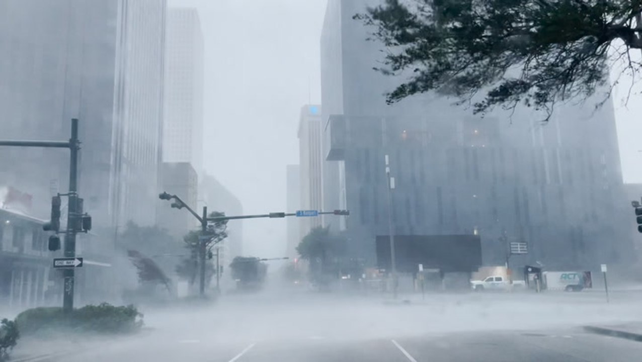 Visitors, locals stunned by Hurricane Ida’s impact on New Orleans