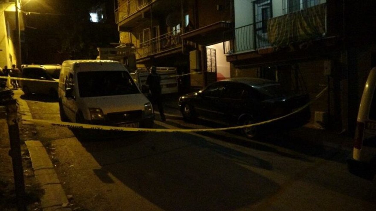 Cinnet getiren kadın kocasını öldürdü