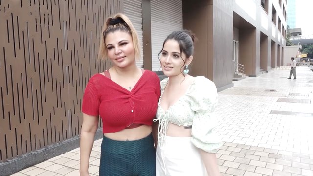 Urfi Javed & Rakhi Sawant Take A Dig On Zeeshan, Rakhi Sawant Bigg Boss Mere Pati Hai