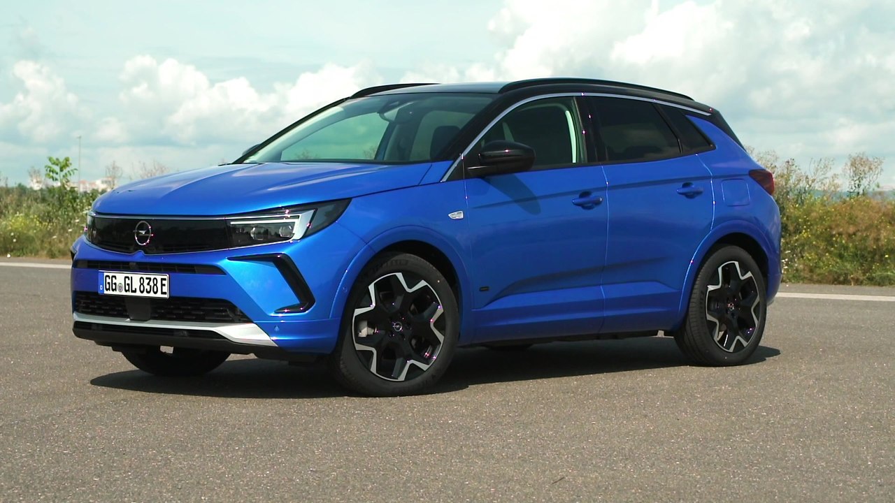 Der neue Opel Grandland - Grandland-Innovationen - Pure Panel, Night Vision, IntelliLux LED® Pixel Licht