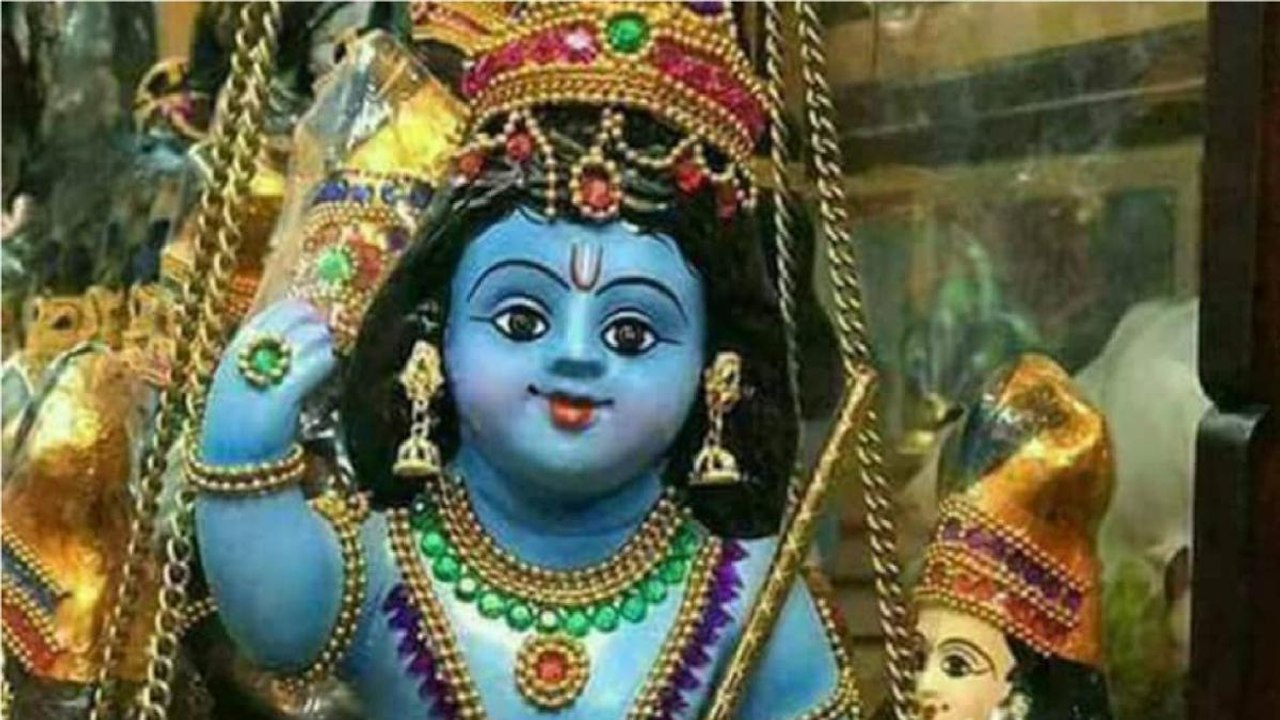 Krishna Janmashtami: Devotees throng Krishna temples