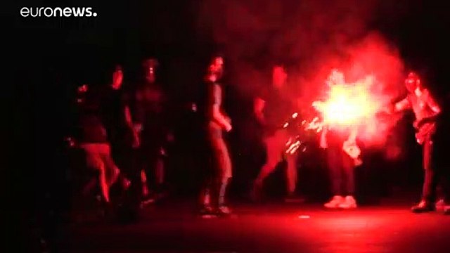 Δεκάδες προσαγωγές για τα επεισόδια στη συγκέντρωση αντιεμβολιαστών