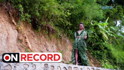 On Record: ASPIRING DESIGNER, GUMAGAWA NG MGA GOWN GAMIT ANG MGA PATAPONG BAGAY!