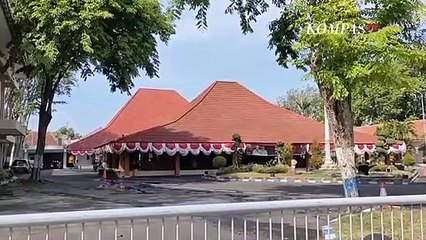 Скачать видео: KPK OTT Bupati Probolinggo dan Suaminya di Probolinggo