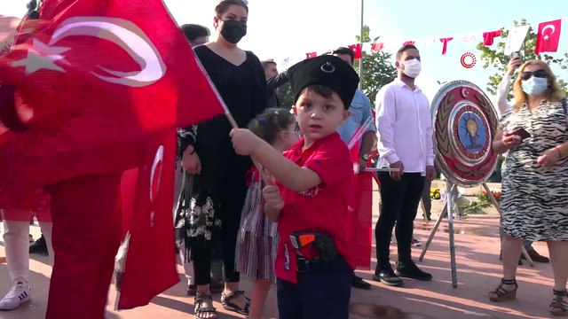 Tuzla’da 30 Ağustos Zafer Bayramı dolayısıyla çelenk sunma töreni düzenlendi