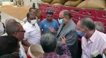 محافظ أسيوط يتابع عمل صوامع شركة مطاحن مصر للتأكد من سلامة القمح