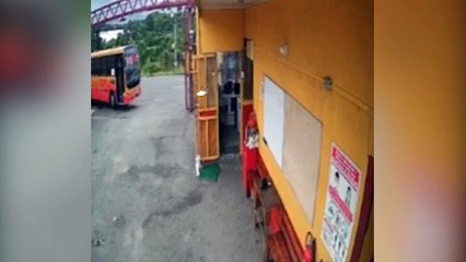 ext-hombres-armados-busetas-heredianas-300821